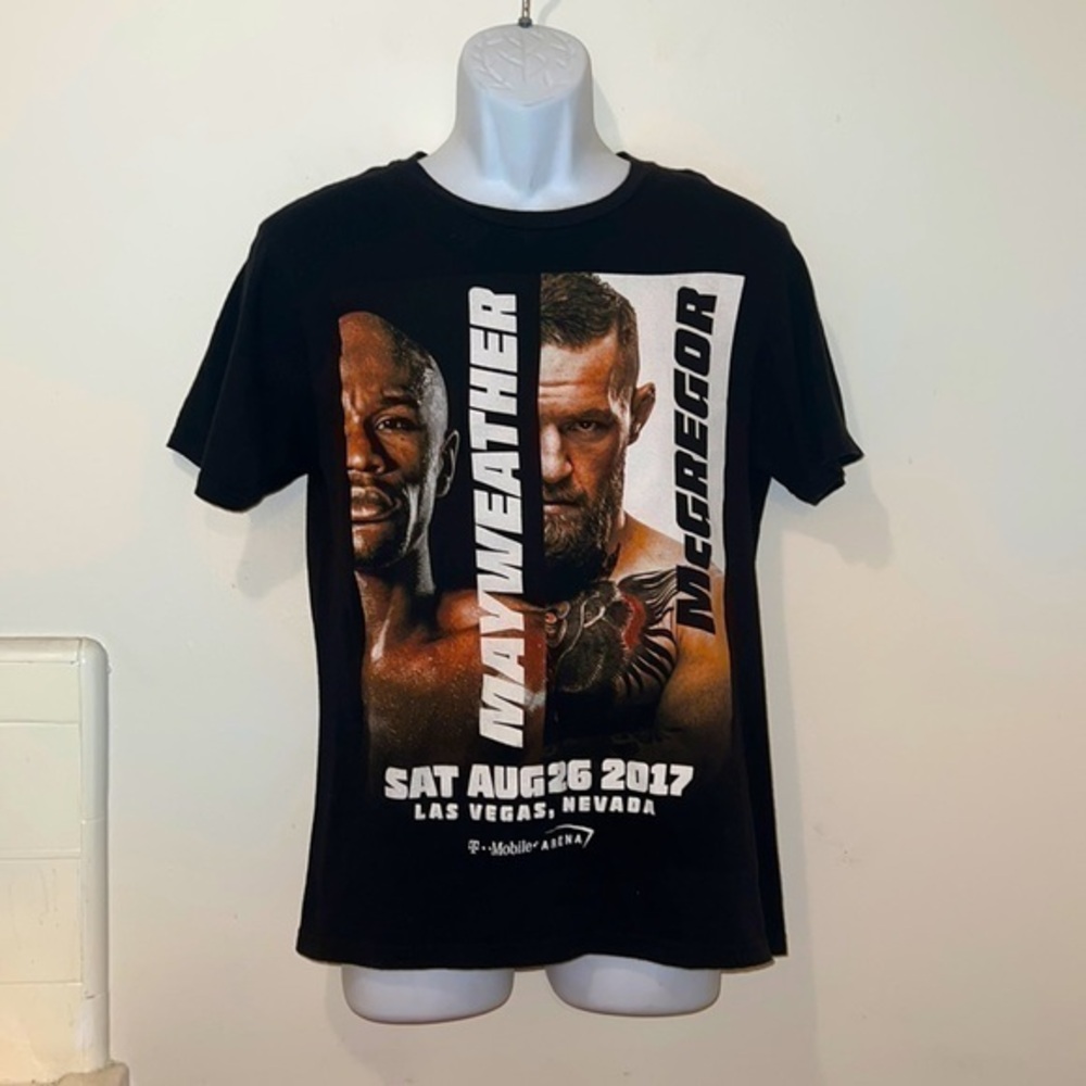 Rare Unisex Mayweather Vs. McGregor MMA Fight Las Vegas 2017 Black Graphic Tee